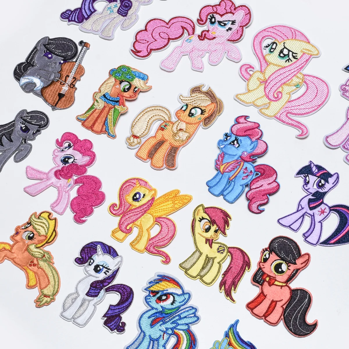 19Pcs Cartoon Movie star Unicorn Character Applique For girl Clothing Sew Iron on Adhesive Embroidery Patches Coat Stickers
19Pcs Cartoon Movie star Unicorn Character Applique For girl Clothing Sew Iron on Adhesive Embroidery Patches Coat Stickers