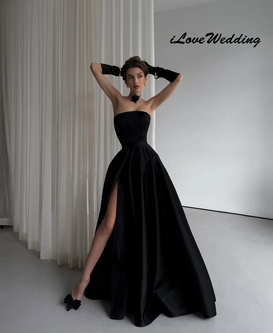 A-Line Women Black Prom Dresses Strapless Elegant Evening Dress Wedding Party Dress For Woman Ruched Floor Length Customized
A-Line Women Black Prom Dresses Strapless Elegant Evening Dress Wedding Party Dress For Woman Ruched Floor Length Customized