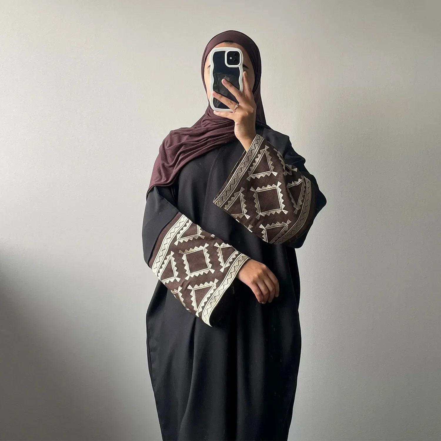 Linen Open Abaya Kimono with Embroidered Sleeves Cardigan Muslim Abayas for Women Dubai Luxury Turkey Ramadan Islam Kaftan Robe
Linen Open Abaya Kimono with Embroidered Sleeves Cardigan Muslim Abayas for Women Dubai Luxury Turkey Ramadan Islam Kaftan Robe