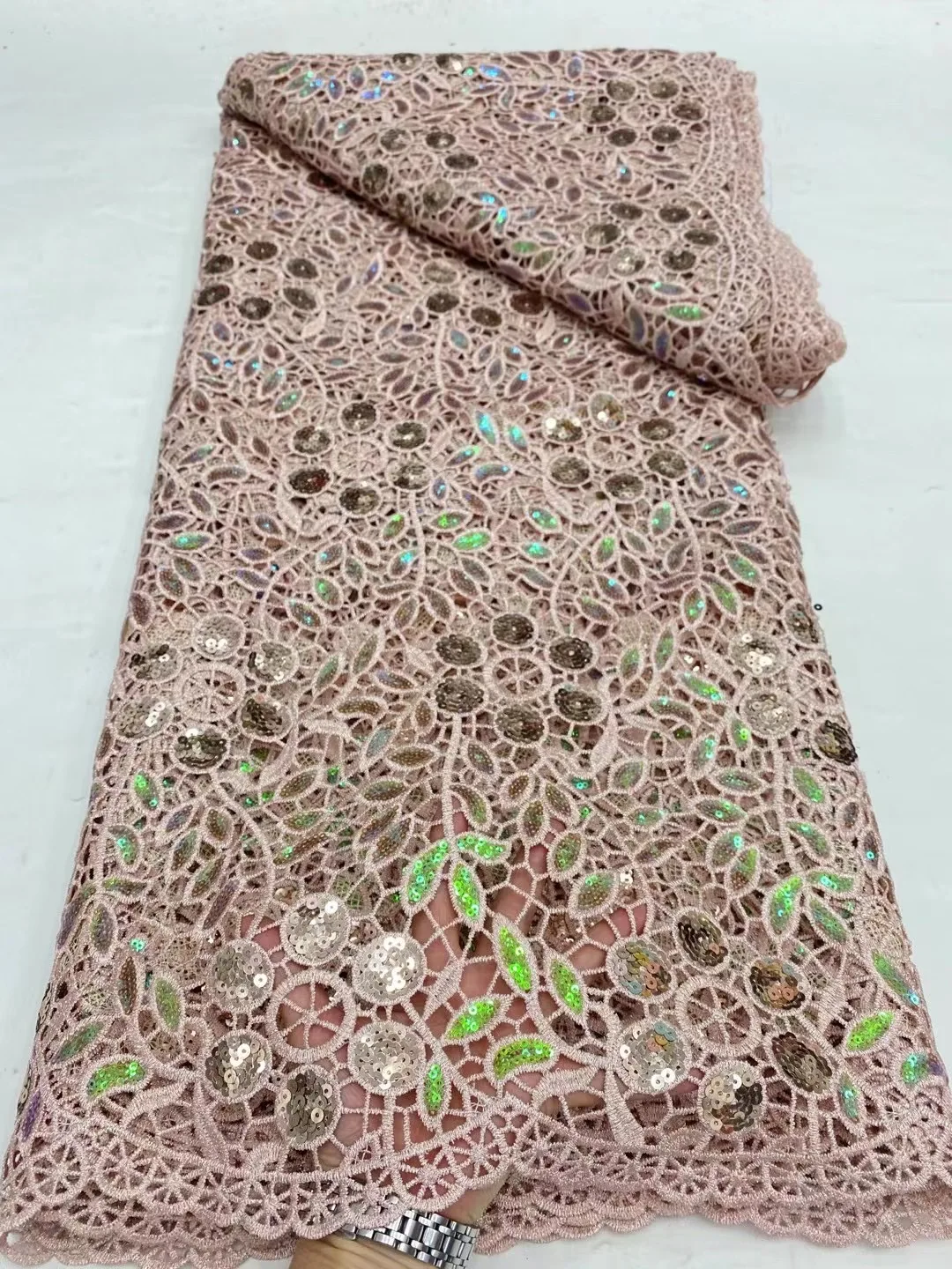2024 High Quality French Mesh Lace African Lace Fabric with Crystal Fabric for Sewing Women Wedding Party Dresses DP0214
2024 High Quality French Mesh Lace African Lace Fabric with Crystal Fabric for Sewing Women Wedding Party Dresses DP0214