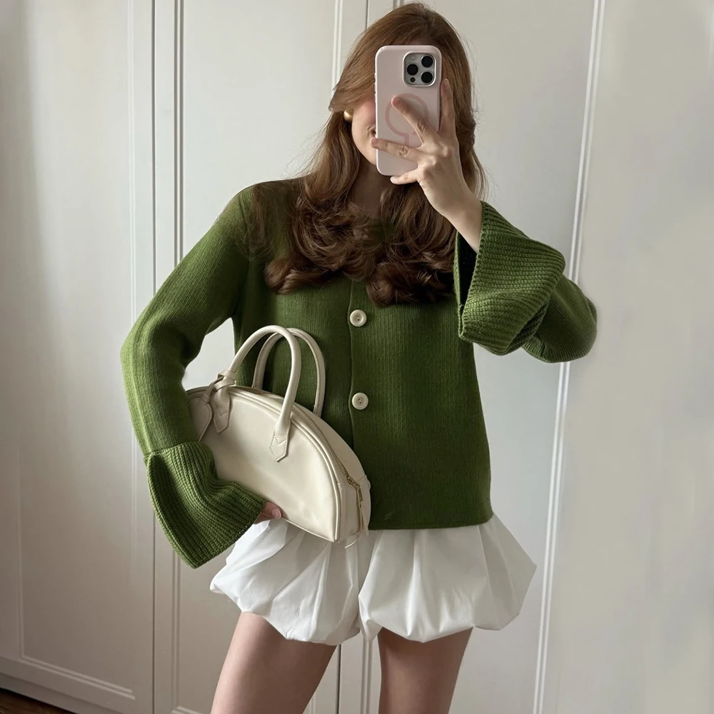 Ticketsx Vintage Solid Round Neck Patchwork Knit Cardigan Casual Single Breast Long Sleeve Jacket Autumn High Street Outwear
Ticketsx Vintage Solid Round Neck Patchwork Knit Cardigan Casual Single Breast Long Sleeve Jacket Autumn High Street Outwear