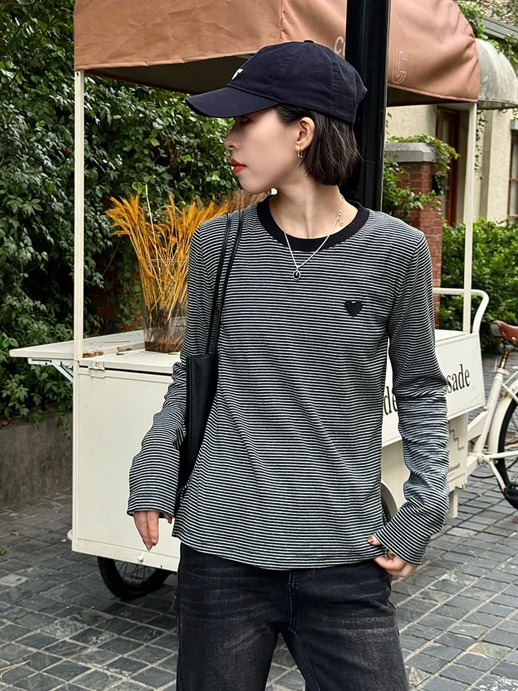 Женская свободная футболка Bebe Home с принтом в виде сердечек и полосок, с длинным рукавом и круглым вырезом, базовая, для ношения под одеждой, весна-осень, хлопок, повседневная
Женская свободная футболка Bebe Home с принтом в виде сердечек и полосок, с длинным рукавом и круглым вырезом, базовая, для ношения под одеждой, весна-осень, хлопок, повседневная