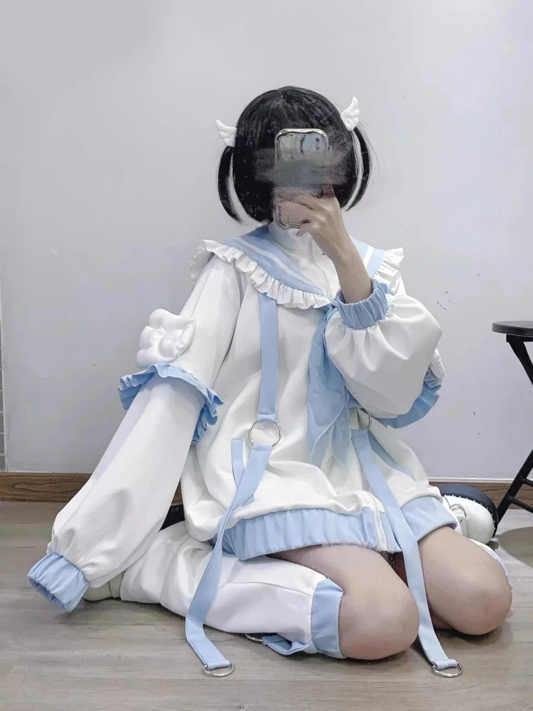 Японский Y2k Эстетический свитшот на молнии с рюшами Kawaii толстовки женские с нашивкой в виде крыльев Salior воротник гранж свободная толстовка с капюшоном верх гетры
Японский Y2k Эстетический свитшот на молнии с рюшами Kawaii толстовки женские с нашивкой в виде крыльев Salior воротник гранж свободная толстовка с капюшоном верх гетры