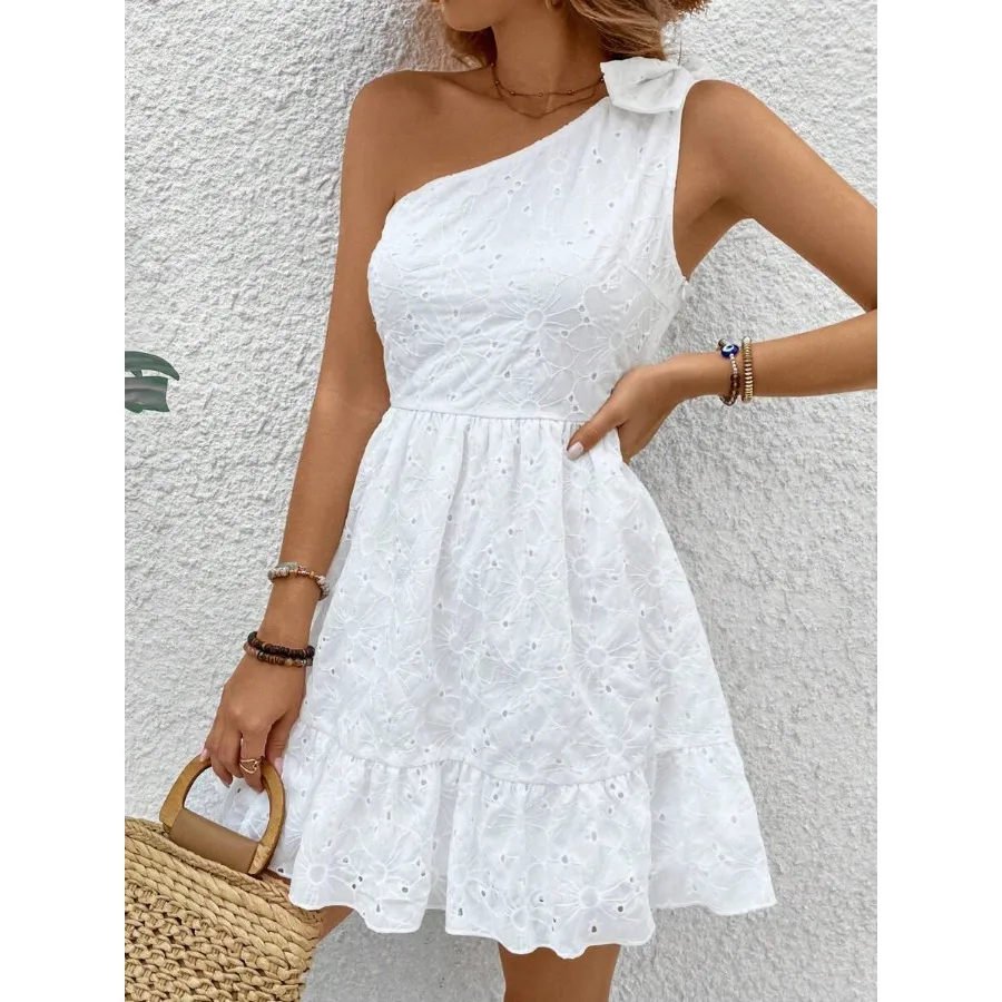 【New style】Breezaya Asymmetrical Neckline Ruffle Hem Dress With Random Floral Pattern Vacation Beach Outfits Women
【New style】Breezaya Asymmetrical Neckline Ruffle Hem Dress With Random Floral Pattern Vacation Beach Outfits Women