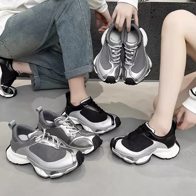 Women's Sporty Dad Shoes Breathable Leather Retro Thick Bottom Trendy Shoes Couples Sneakers Low Cut round Toe Rubber Sole
Women's Sporty Dad Shoes Breathable Leather Retro Thick Bottom Trendy Shoes Couples Sneakers Low Cut round Toe Rubber Sole