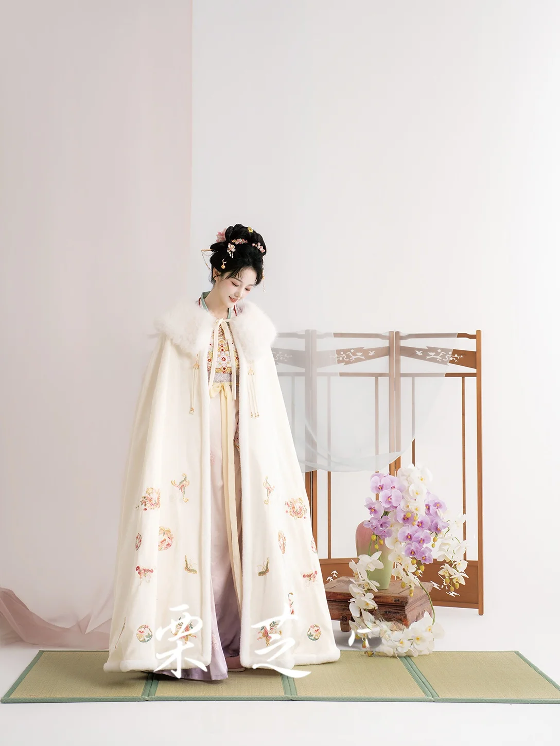 New Arrival Original National Sle Windbreaker【Snow Flower】Embroidered Fce Collar Hanfu Coat Women's Faion Winter 2025
New Arrival Original National Sle Windbreaker【Snow Flower】Embroidered Fce Collar Hanfu Coat Women's Faion Winter 2025