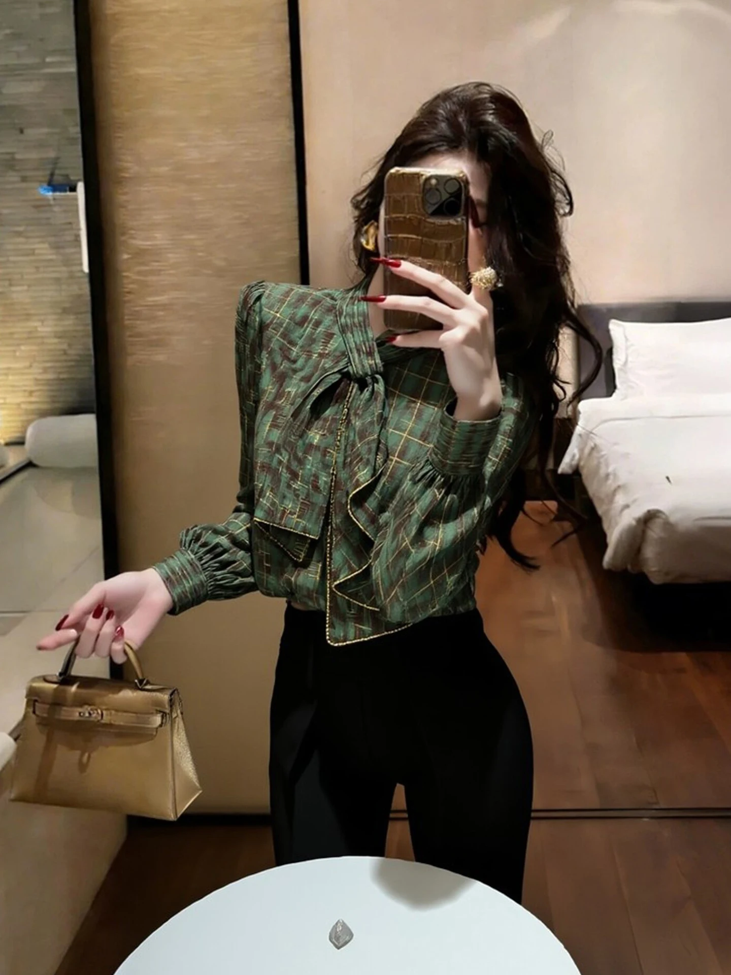 Elegant Green Plaid Long Sleeve Shirt Women's Fashion Spring Slimming Top High-End Feelings Ladylike Style French Style Loose...
Elegant Green Plaid Long Sleeve Shirt Women's Fashion Spring Slimming Top High-End Feelings Ladylike Style French Style Loose...