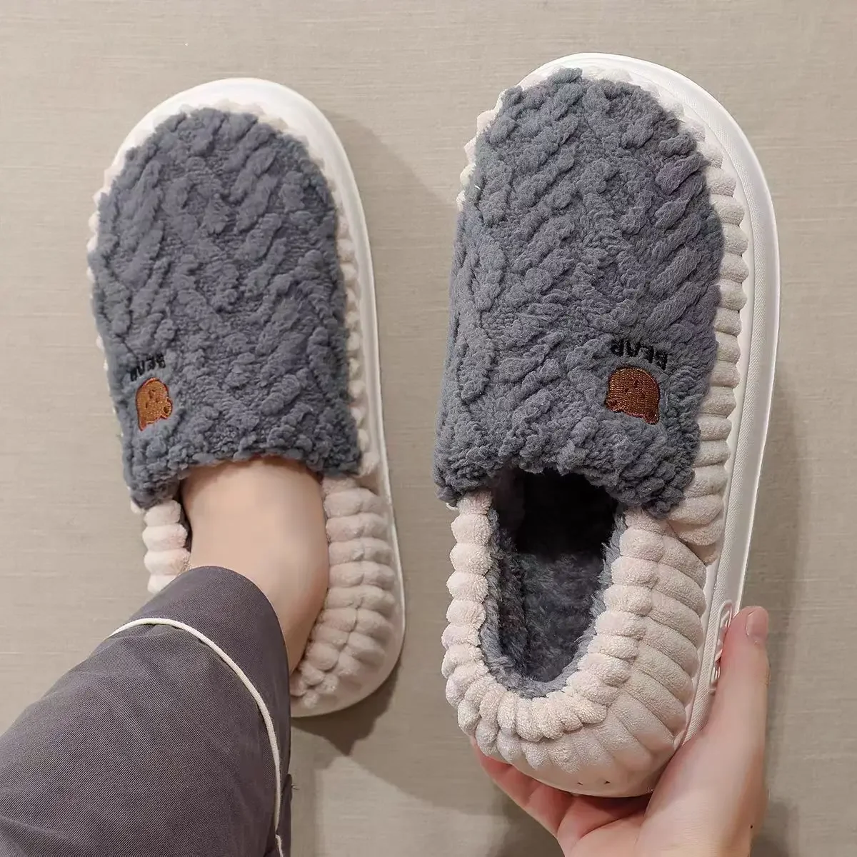 Men Warm Shoes Indoor Concise Winter Plush Flats Non-slip Women Home Fluffy Slippers Thick Sole Couple Soft Furry Footwear
Men Warm Shoes Indoor Concise Winter Plush Flats Non-slip Women Home Fluffy Slippers Thick Sole Couple Soft Furry Footwear