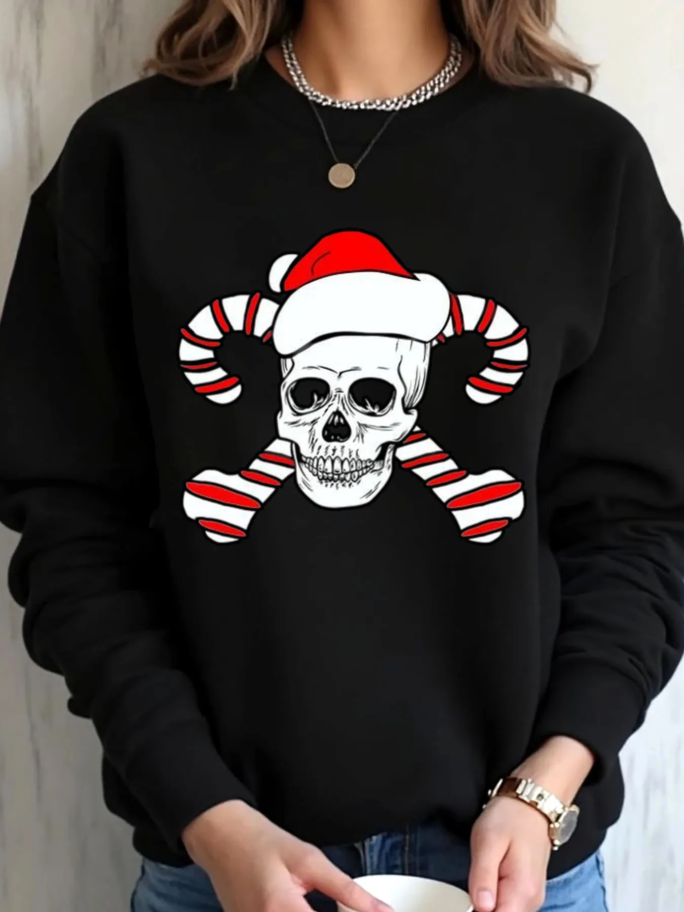 Женская толстовка большого размера с рождественским черепом и принтом конфетной трости, верхняя одежда
Женская толстовка большого размера с рождественским черепом и принтом конфетной трости, верхняя одежда