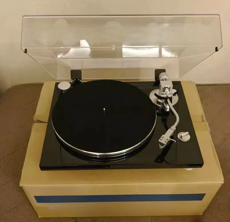 TN-3B-SE Belt Drive Turntable, Vinyl Record Player
TN-3B-SE Belt Drive Turntable, Vinyl Record Player