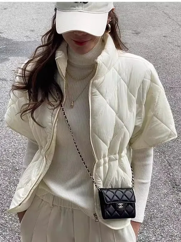 Women's Cotton Jacket Vest Zipper Waist Cinching Stand Collar Short Quilted Coat Diamond Pattern Autumn Winter New Style
Women's Cotton Jacket Vest Zipper Waist Cinching Stand Collar Short Quilted Coat Diamond Pattern Autumn Winter New Style