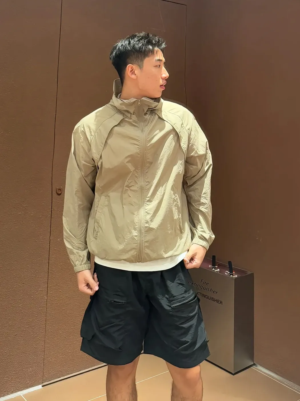 Khaki Quick-Dry Hooded Men's Summer Thin Mesh Cool Feeling Cycling Ice Silk Sun Protection Outerwear Jacket Loose Fit Youth F...
Khaki Quick-Dry Hooded Men's Summer Thin Mesh Cool Feeling Cycling Ice Silk Sun Protection Outerwear Jacket Loose Fit Youth F...