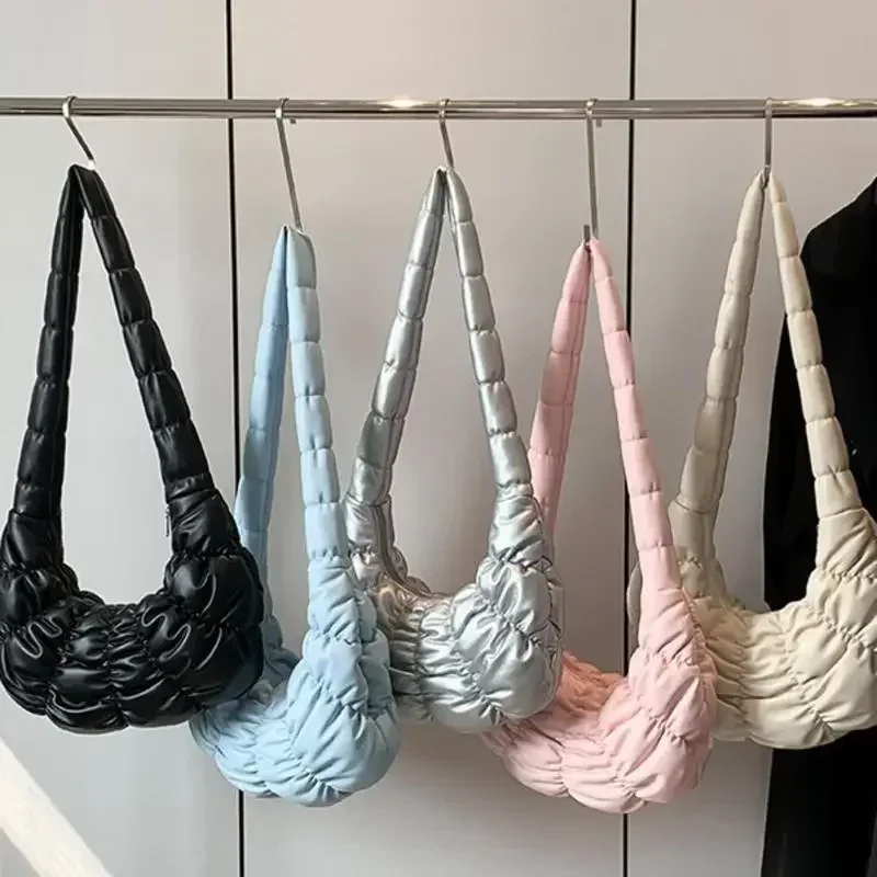 Women's Wrinkle Resistant Cloud Crossbody Bag Stylish Half Moon Shoulder Purse with Large Capacity for Work Daily Use
Women's Wrinkle Resistant Cloud Crossbody Bag Stylish Half Moon Shoulder Purse with Large Capacity for Work Daily Use