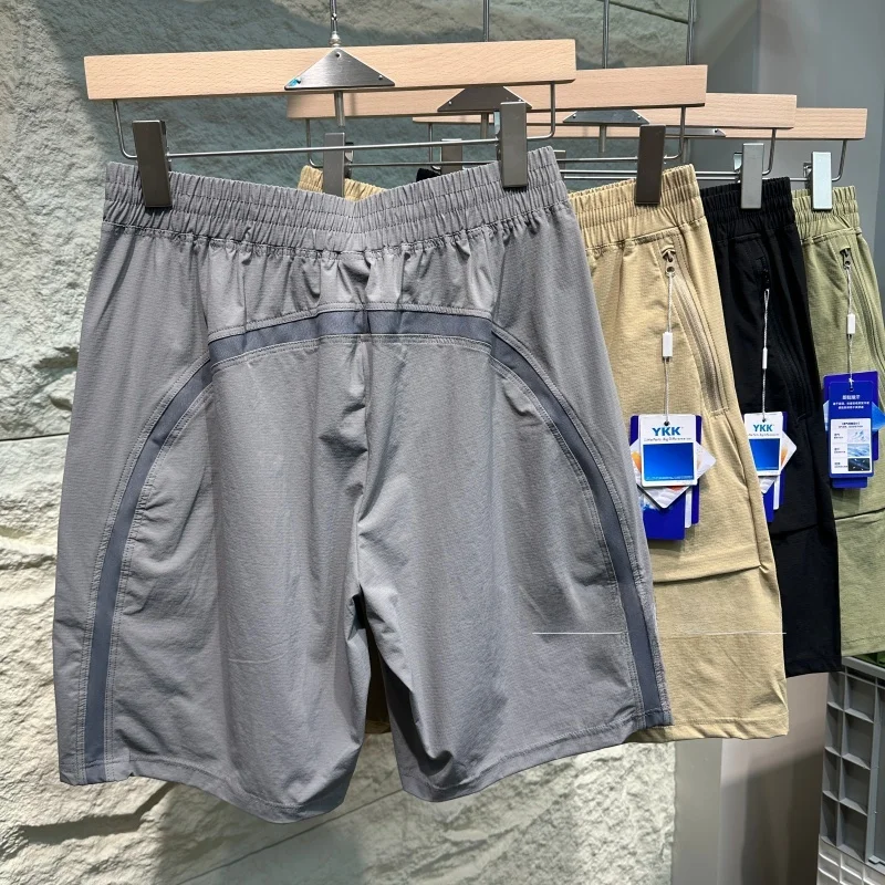 Мужские спортивные шорты Lulu из ледяного шелка: быстросохнущие, облегающие, дышащие, легкие, эластичные, для активного отдыха и повседневной носки летом
Мужские спортивные шорты Lulu из ледяного шелка: быстросохнущие, облегающие, дышащие, легкие, эластичные, для активного отдыха и повседневной носки летом