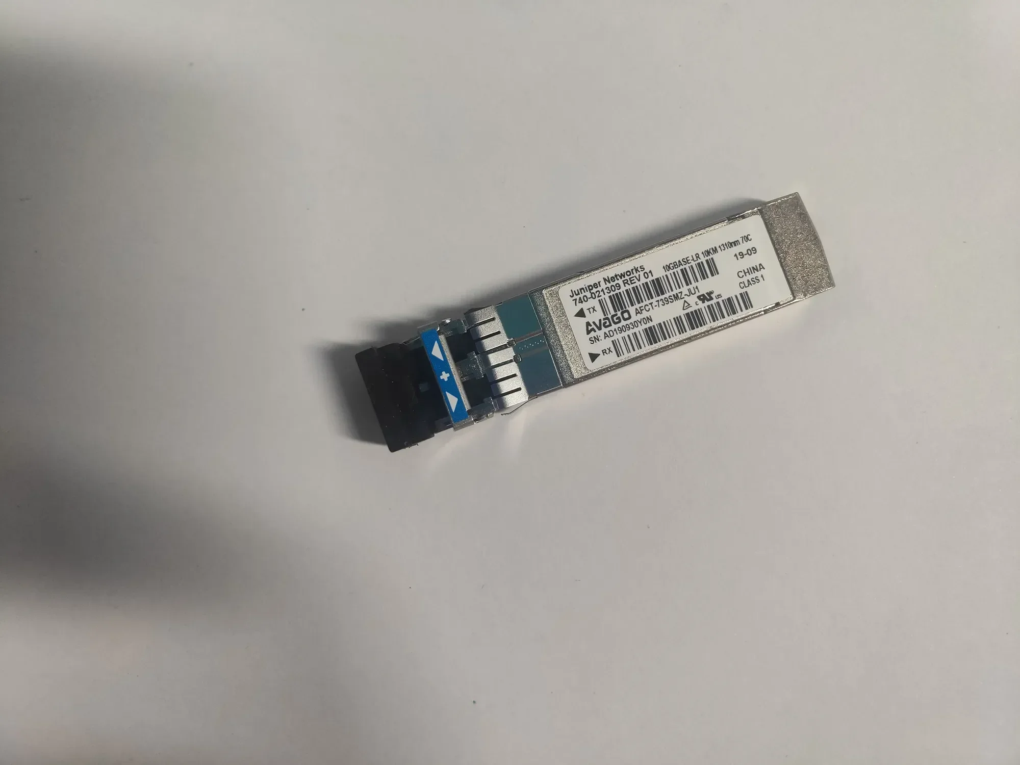 Juniper Networks 10GB LR Fiber Optical Module 740-021309 AFCT-739SMZ-JU1 10GBASE-LR 10KM 1310NM
Juniper Networks 10GB LR Fiber Optical Module 740-021309 AFCT-739SMZ-JU1 10GBASE-LR 10KM 1310NM