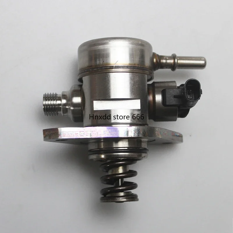 Suitable for Dongfeng Fengxing T5L high pressure oil pump T7 1.6T fuel injection pump Xinchen Power CE16 engine
Suitable for Dongfeng Fengxing T5L high pressure oil pump T7 1.6T fuel injection pump Xinchen Power CE16 engine