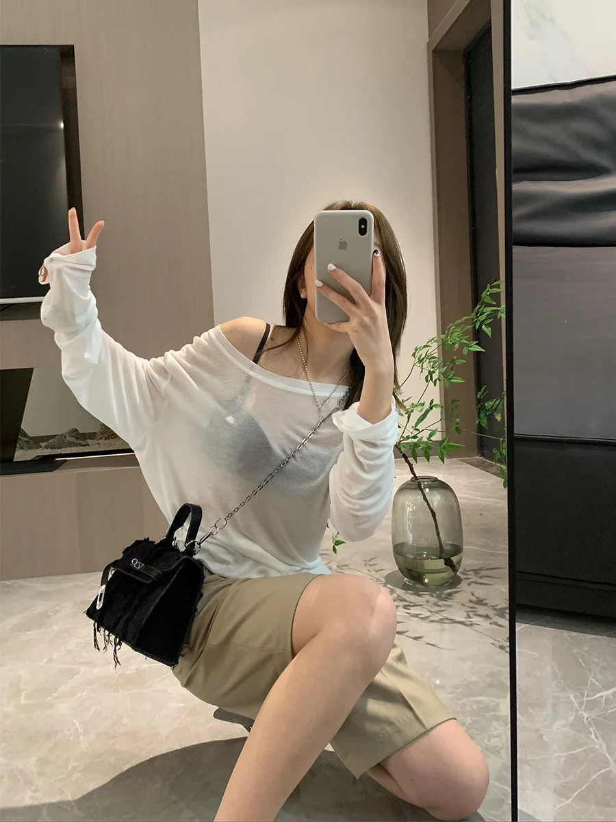 Прозрачный шелковый топ Bling Bubble: комфортный, простой, длинный, с большим круглым вырезом, для защиты от солнца, разноцветный, чистый шелк, прозрачный...
Прозрачный шелковый топ Bling Bubble: комфортный, простой, длинный, с большим круглым вырезом, для защиты от солнца, разноцветный, чистый шелк, прозрачный...