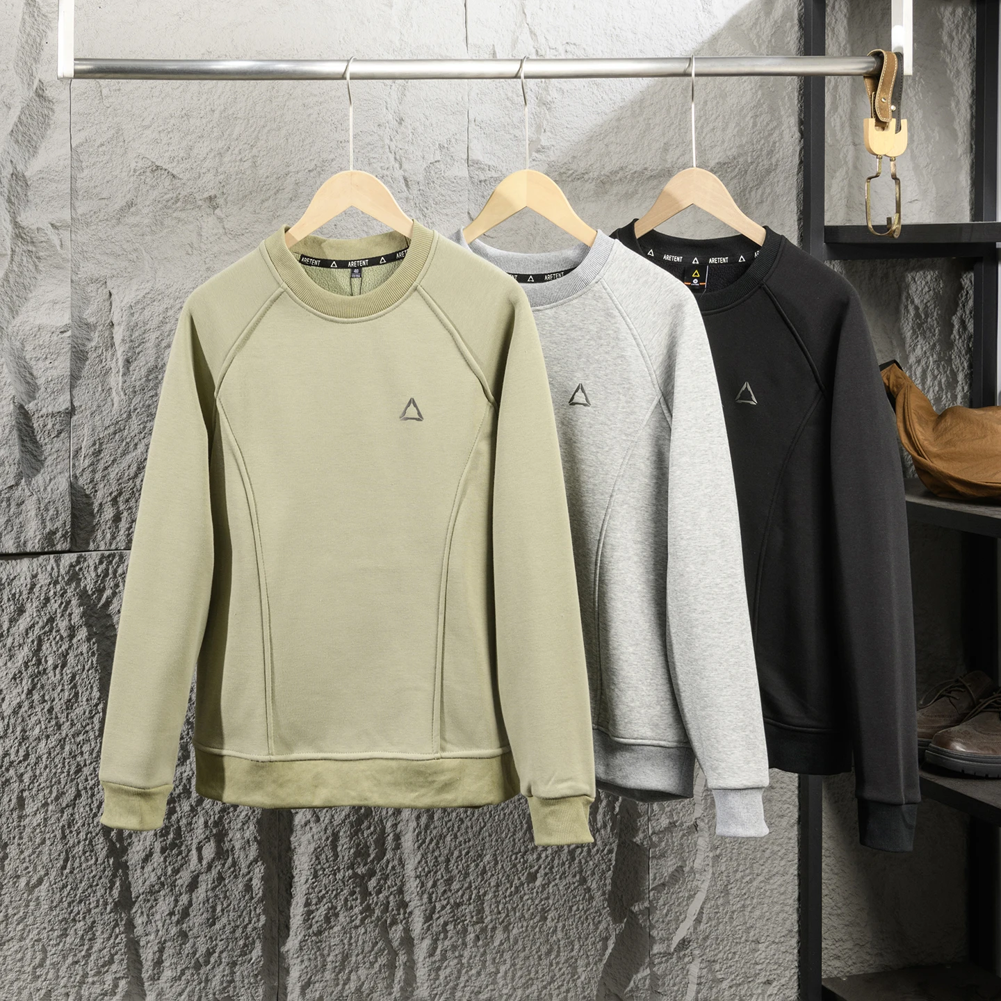 Outdoor Men's Fleece Lined 3D Tailored Fit round Neck Sweatshirt Windproof Warm Versatile Cotton Blend Fabric Long Sleeve Cre...
Outdoor Men's Fleece Lined 3D Tailored Fit round Neck Sweatshirt Windproof Warm Versatile Cotton Blend Fabric Long Sleeve Cre...