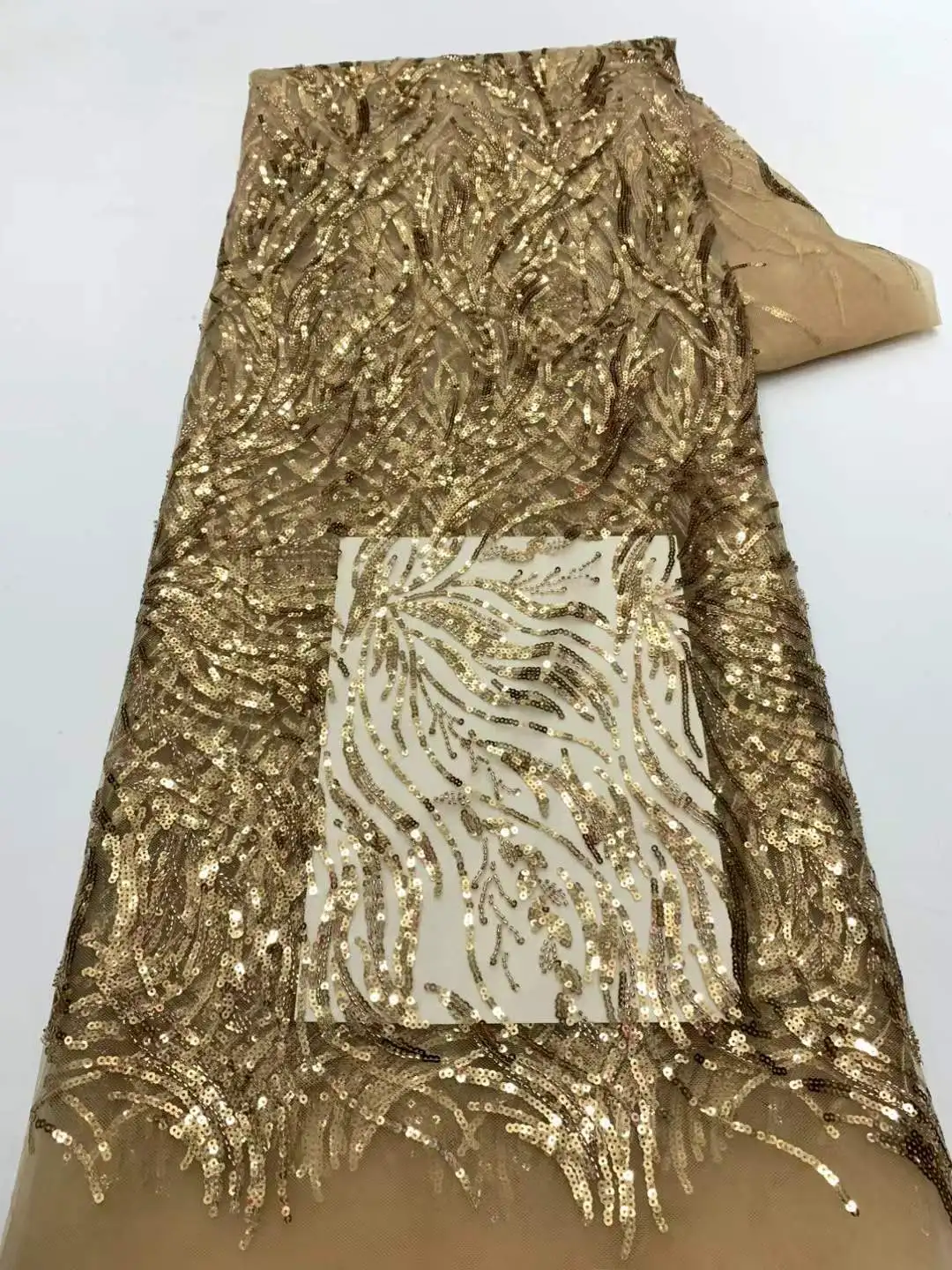 Elegant African Lace Fabric Sequins Embroidery Groom Nigeria Bridal 2025 High Quality French Tulle Lace Fabric For Wedding Dress
Elegant African Lace Fabric Sequins Embroidery Groom Nigeria Bridal 2025 High Quality French Tulle Lace Fabric For Wedding Dress