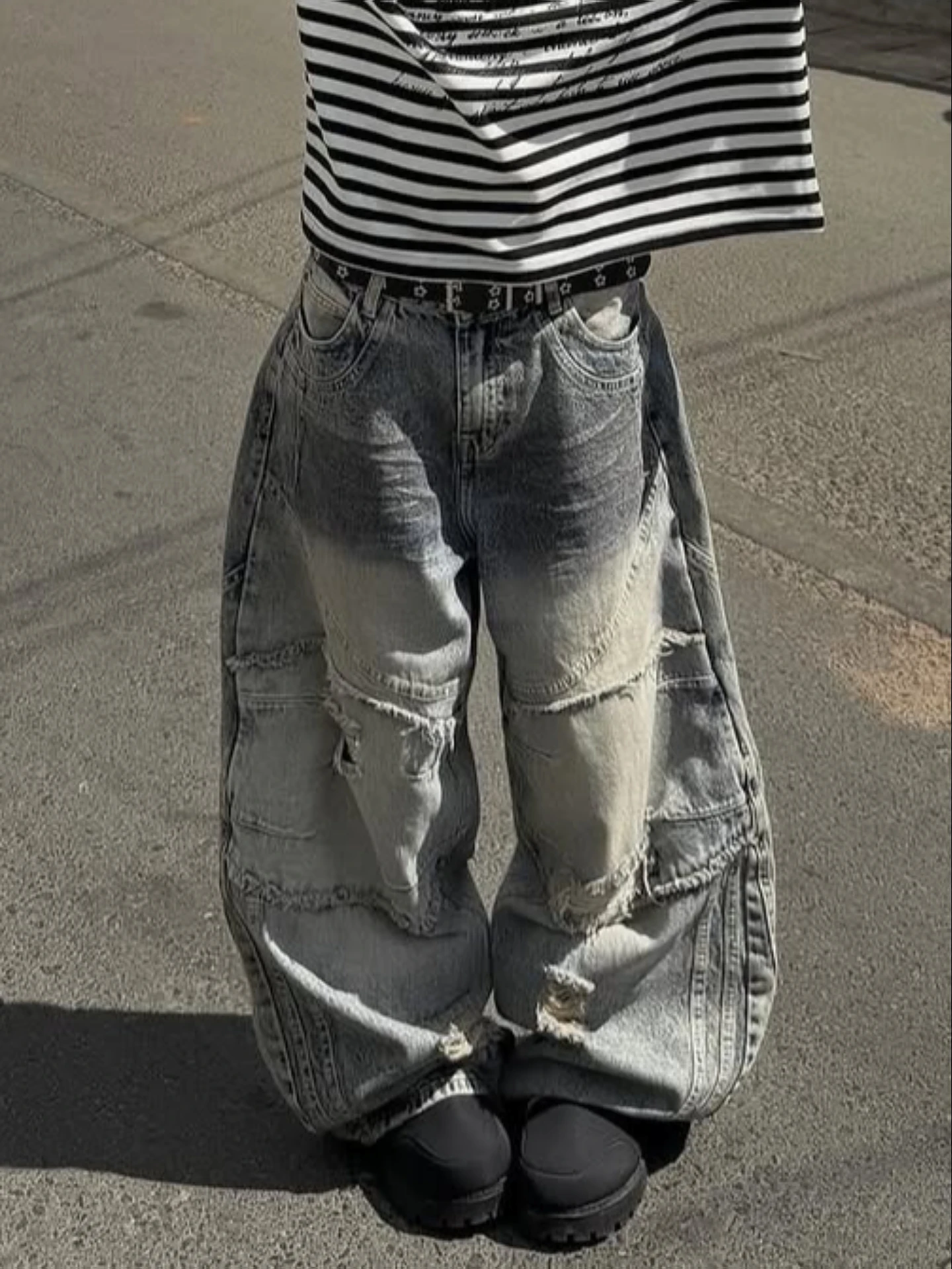 Retro Distressed Wide Leg Jeans Men Women Loose Fit High Waist Street Style Vibe Torn Denim Pants Casual High Waist Jeans
Retro Distressed Wide Leg Jeans Men Women Loose Fit High Waist Street Style Vibe Torn Denim Pants Casual High Waist Jeans
