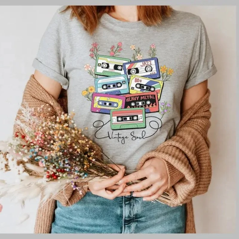 Винтажная рубашка Soul Cassette 80-х Винтажная футболка на день рождения Футболка в стиле ретро Топы 80s Lover Party Хлопковая футболка Женская эстетичная футболка
Винтажная рубашка Soul Cassette 80-х Винтажная футболка на день рождения Футболка в стиле ретро Топы 80s Lover Party Хлопковая футболка Женская эстетичная футболка