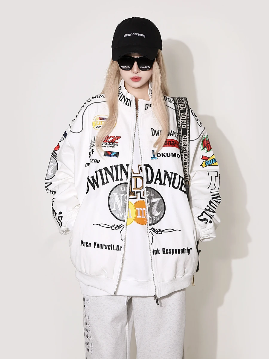 Американская свободная женская гоночная куртка-бомбер белого цвета, верхняя одежда для весны, осени и зимы, модная брендовая хлопковая куртка с длинными рукавами на молнии
Американская свободная женская гоночная куртка-бомбер белого цвета, верхняя одежда для весны, осени и зимы, модная брендовая хлопковая куртка с длинными рукавами на молнии