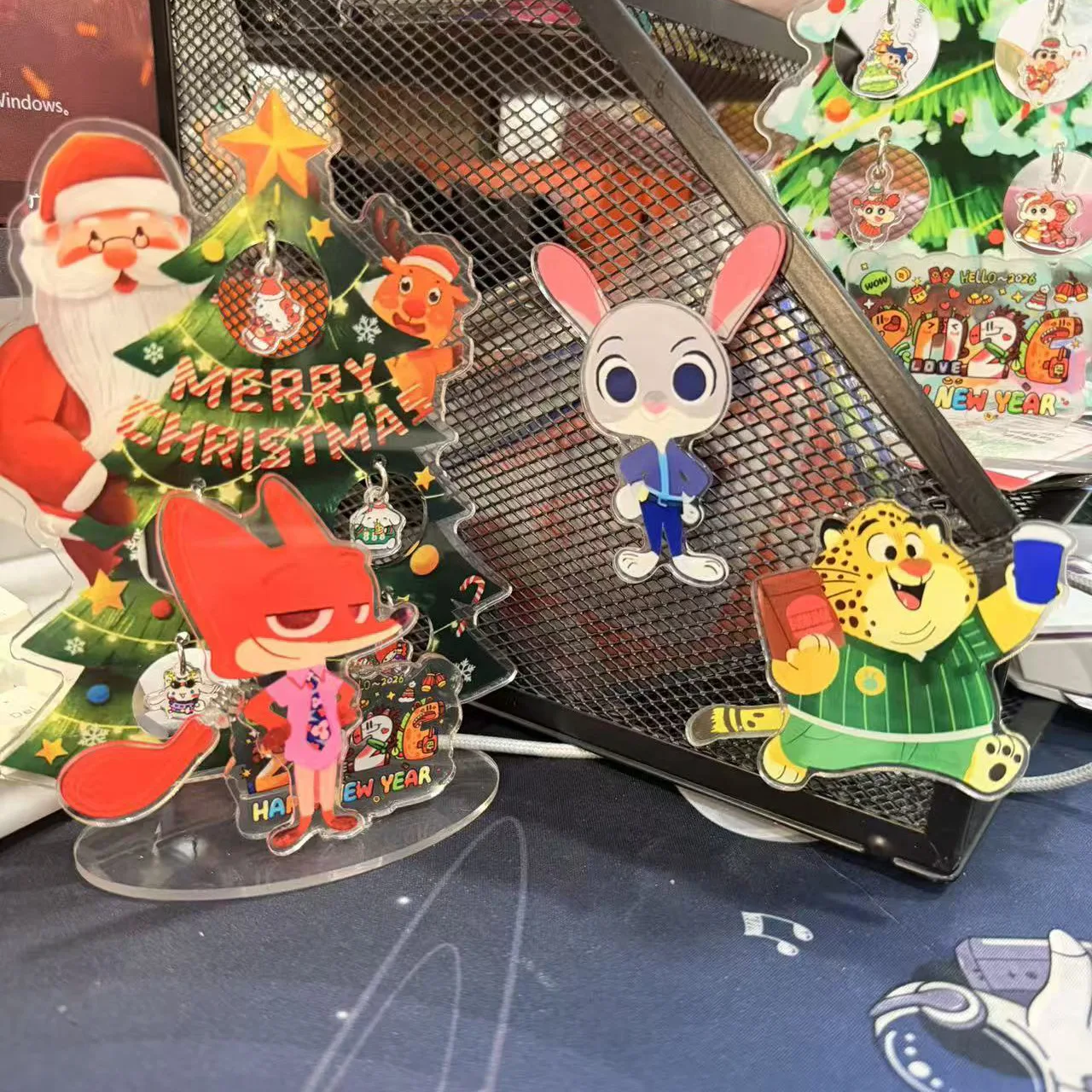 Новый Luckin Coffee Zootopia 2, акриловый весенний магнит на холодильник, сувенир, коллекционный
Новый Luckin Coffee Zootopia 2, акриловый весенний магнит на холодильник, сувенир, коллекционный