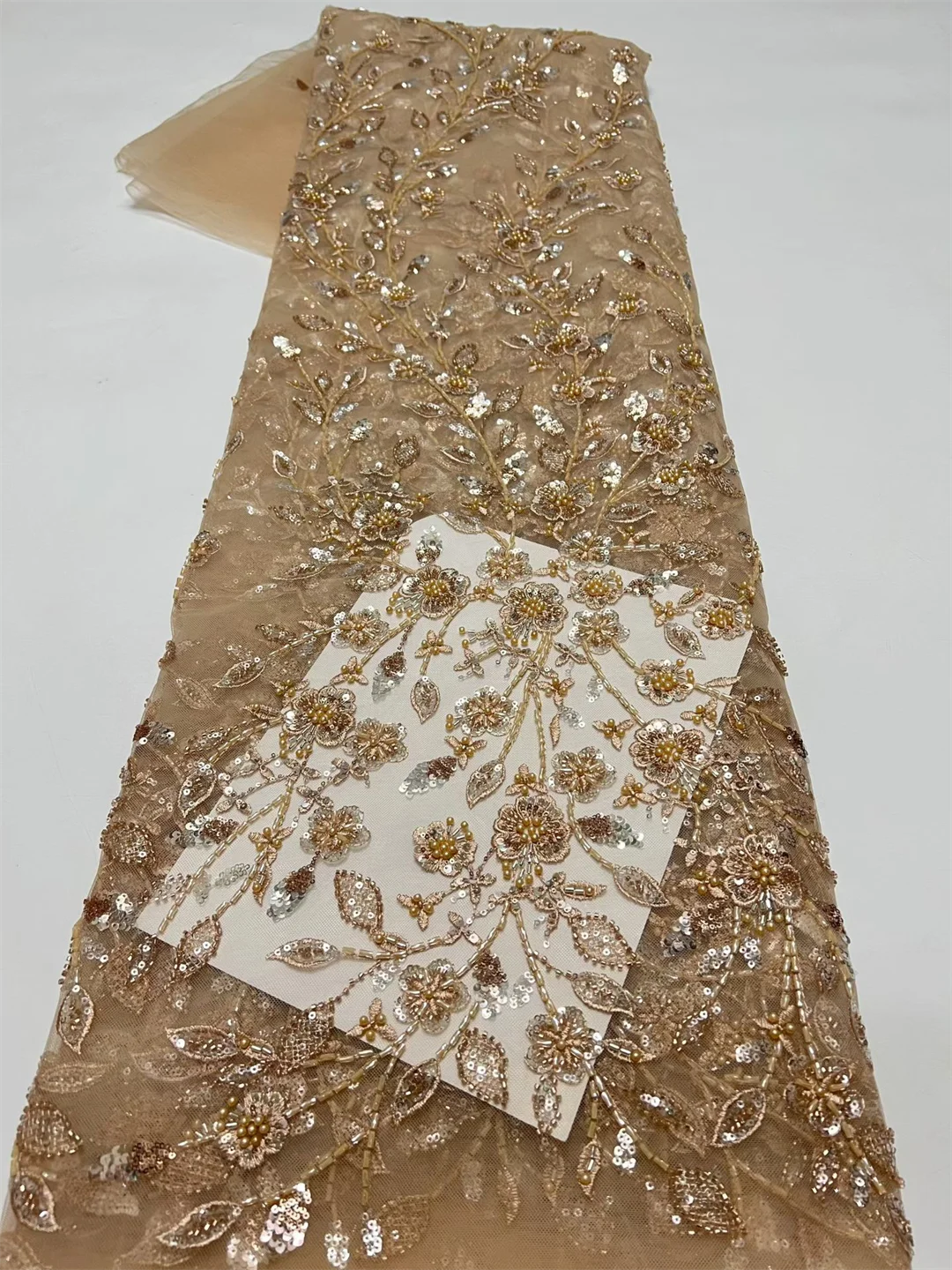 African Beads Groom Tulle lace Fabric High Quality Sequins Embroidery French Tulle Laces For Nigeiran Party Sewing
African Beads Groom Tulle lace Fabric High Quality Sequins Embroidery French Tulle Laces For Nigeiran Party Sewing