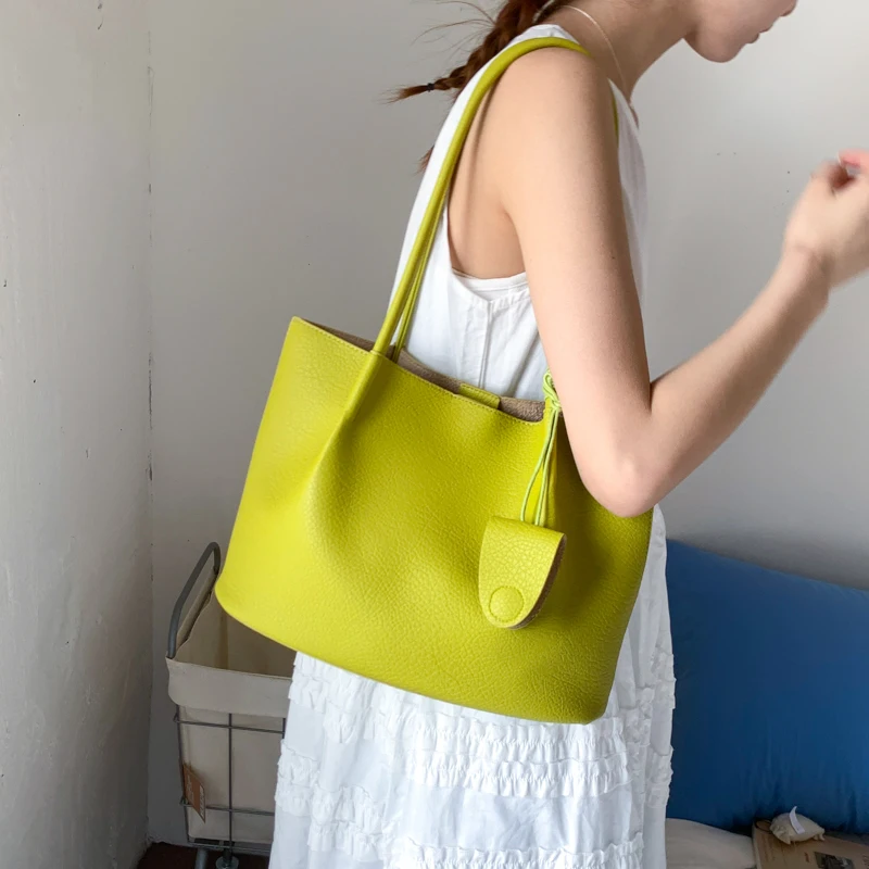 2pcs/set 2025 Korean Fashion Summer Big Shoulder Bags Lady Travel Handbags Beach Bag Hollow Out Shopper Shopping Bag School bags
2pcs/set 2025 Korean Fashion Summer Big Shoulder Bags Lady Travel Handbags Beach Bag Hollow Out Shopper Shopping Bag School bags