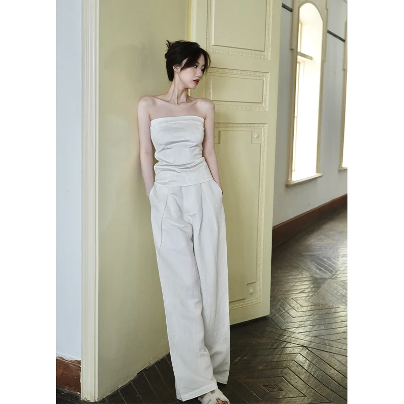 Комплект SerioLudere: льняной укороченный топ и брюки с широкими штанинами для женщин – свободный модный повседневный комфортный образ
Комплект SerioLudere: льняной укороченный топ и брюки с широкими штанинами для женщин – свободный модный повседневный комфортный образ