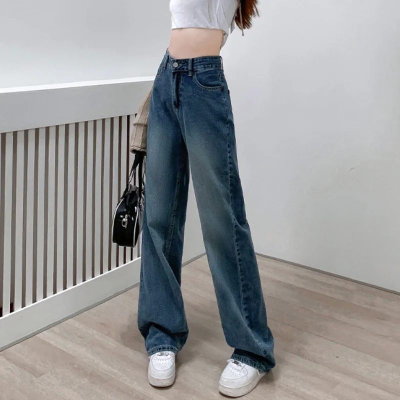 Plus Size Women's Jeans Blue High Waist Straight Baggy Pants Streetwear Harajuku Vintage Casual Female Wide Leg Denim Trouser
Plus Size Women's Jeans Blue High Waist Straight Baggy Pants Streetwear Harajuku Vintage Casual Female Wide Leg Denim Trouser