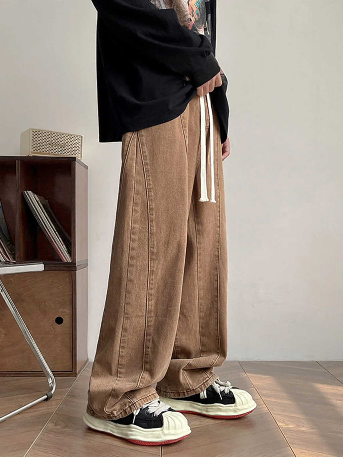 Винтажные свободные мужские джинсы прямого кроя с эластичным поясом, вельветовые повседневные брюки в пол, молодежные прямые брюки-леггинсы
Винтажные свободные мужские джинсы прямого кроя с эластичным поясом, вельветовые повседневные брюки в пол, молодежные прямые брюки-леггинсы