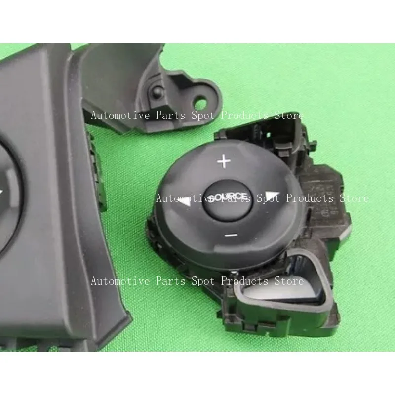 Suitable for CRV 2012-2014 Steering Wheel Audio Button
Suitable for CRV 2012-2014 Steering Wheel Audio Button