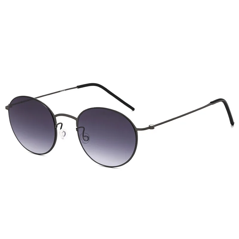 Ultra-light Titanium High-definition Sunshade Men Sunglasses Large Frames Slimming Outdoor Driving UV Protection Lady Sunglasses
Ultra-light Titanium High-definition Sunshade Men Sunglasses Large Frames Slimming Outdoor Driving UV Protection Lady Sunglasses