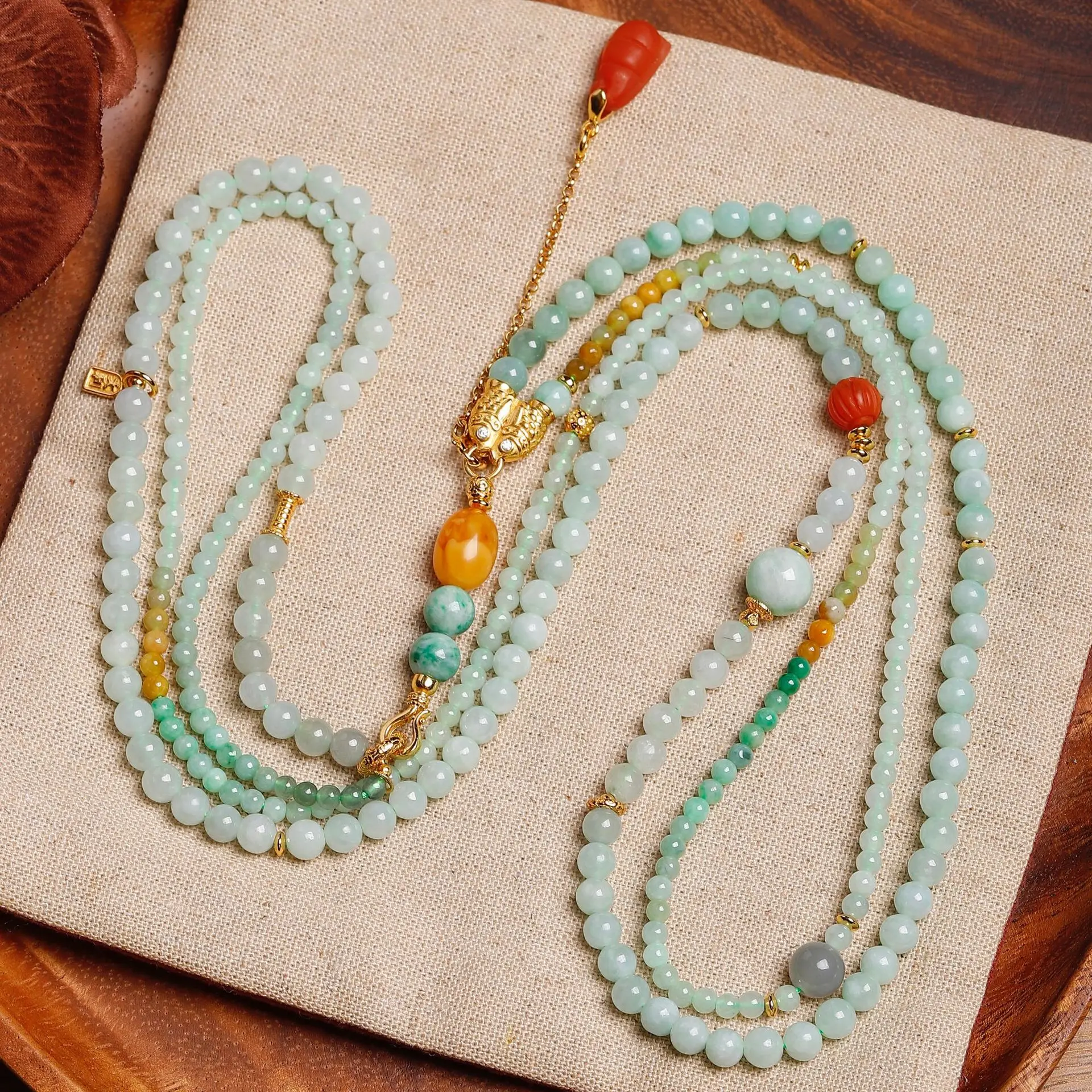 Natural A-grade Jade Necklace Sweater Chain Beeswax South Red Agate Green Beans Lotus 925 Silver Necklace
Natural A-grade Jade Necklace Sweater Chain Beeswax South Red Agate Green Beans Lotus 925 Silver Necklace