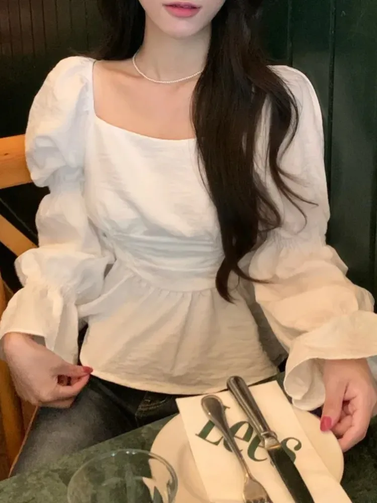 Short Pure Color Shirt Women's Spring Early Season New Style Bell Sleeve Waist Cinched Square Collar Versatile Shirt Top
Short Pure Color Shirt Women's Spring Early Season New Style Bell Sleeve Waist Cinched Square Collar Versatile Shirt Top