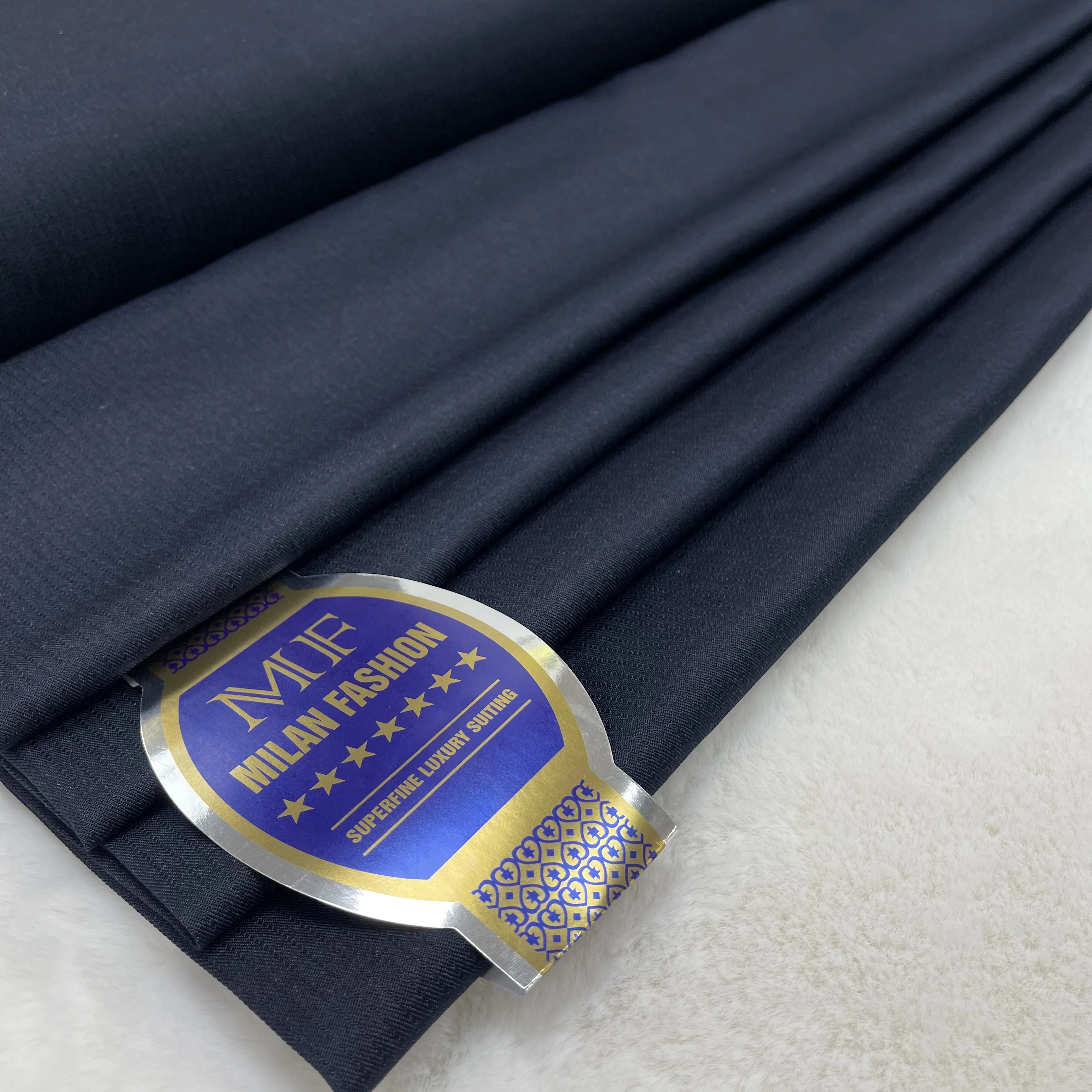 2025 New Fashion African Atiku Lace Fabric TR Men Fabric Material Hot Sales Soft Senator Wear Suit Fabric For Men Garment Sewing
2025 New Fashion African Atiku Lace Fabric TR Men Fabric Material Hot Sales Soft Senator Wear Suit Fabric For Men Garment Sewing