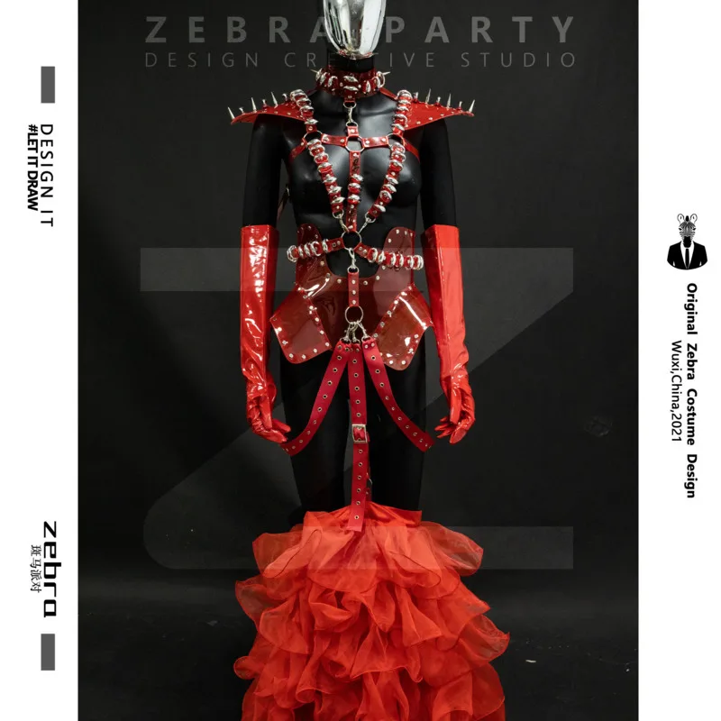 Halloween Cosplay Costume Gogo Performance Outfit Sexy Patent Leather Studded Hollow-out Patchwork For Bar Nightclub Ds Girl
Halloween Cosplay Costume Gogo Performance Outfit Sexy Patent Leather Studded Hollow-out Patchwork For Bar Nightclub Ds Girl