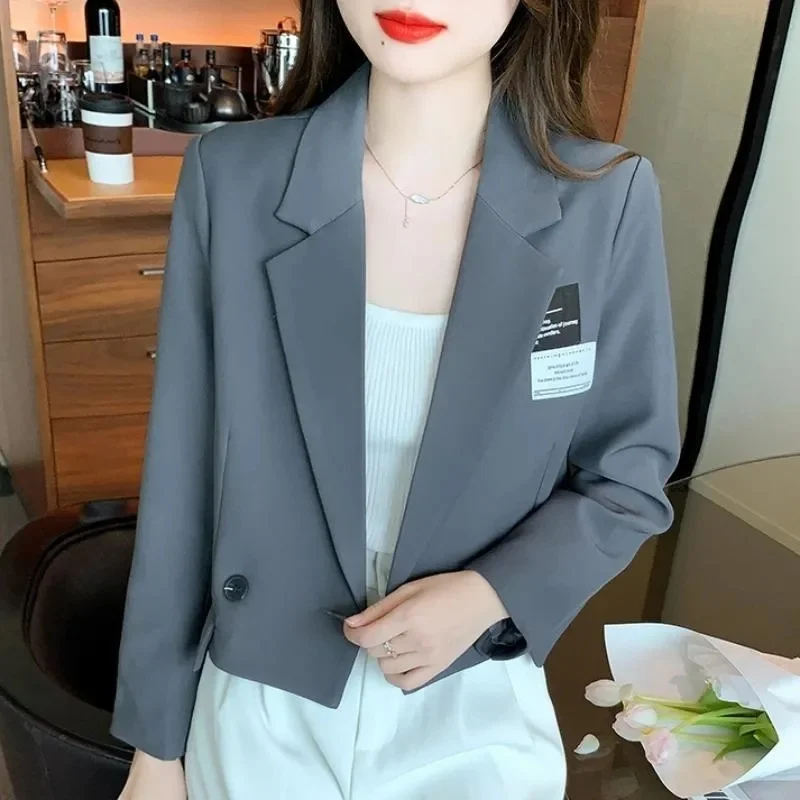 I DO: 2024-12-10 09:25:26 New Cropped Blazers Jacket Women 2025 Fashion All-match Single Button Suit Coat Ladies Korean Notched
I DO: 2024-12-10 09:25:26 New Cropped Blazers Jacket Women 2025 Fashion All-match Single Button Suit Coat Ladies Korean Notched