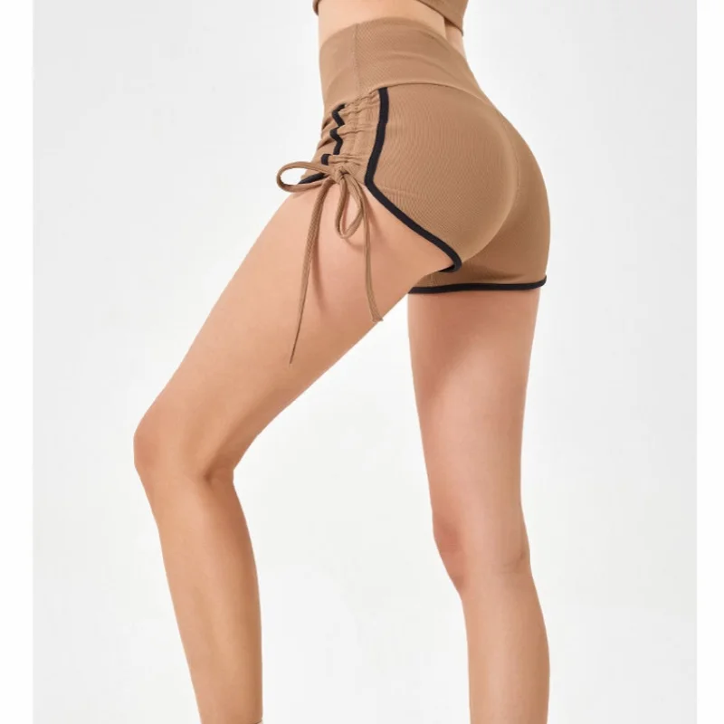 Летние тонкие контрастные спортивные шорты на шнурке, женские шорты для йоги и фитнеса, высокоэластичные тонкие шорты с подтяжкой бедер, фитнес-трехточечные шорты
Летние тонкие контрастные спортивные шорты на шнурке, женские шорты для йоги и фитнеса, высокоэластичные тонкие шорты с подтяжкой бедер, фитнес-трехточечные шорты