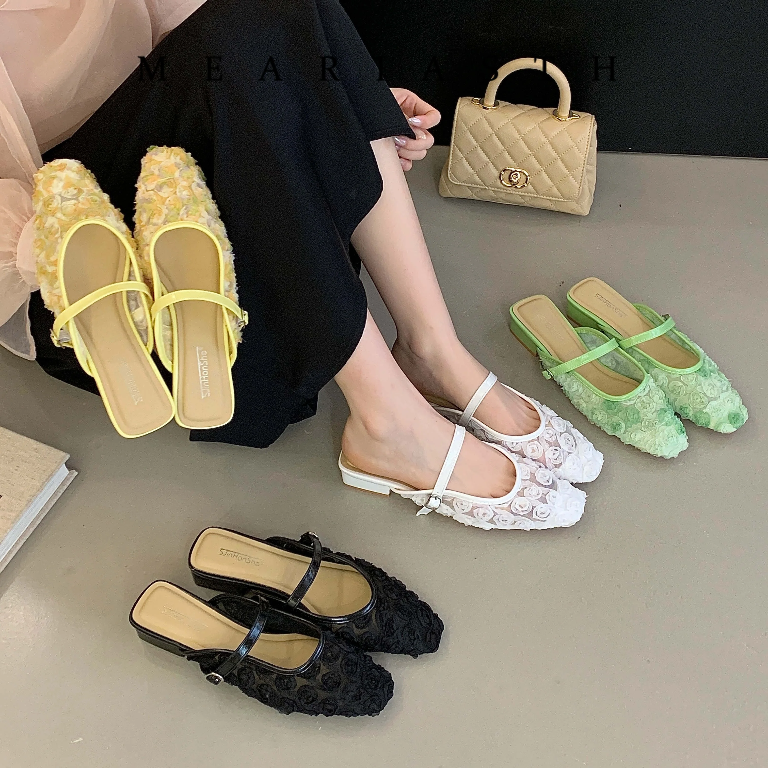 2026 Fashion Embroidery Flower Design Brand Flat Sandals Women Breathable Mesh Back Strap Slingback Casual Shoes Elegant Shallow
2026 Fashion Embroidery Flower Design Brand Flat Sandals Women Breathable Mesh Back Strap Slingback Casual Shoes Elegant Shallow