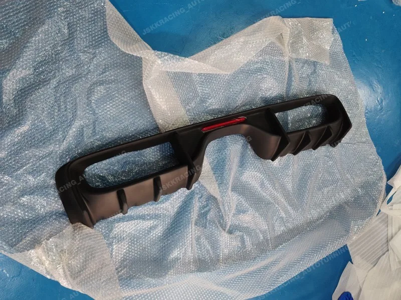 For Mini Cooper S F56 Rear Bumper Diffuser Lip FRP Unpainted car Bodykits
For Mini Cooper S F56 Rear Bumper Diffuser Lip FRP Unpainted car Bodykits