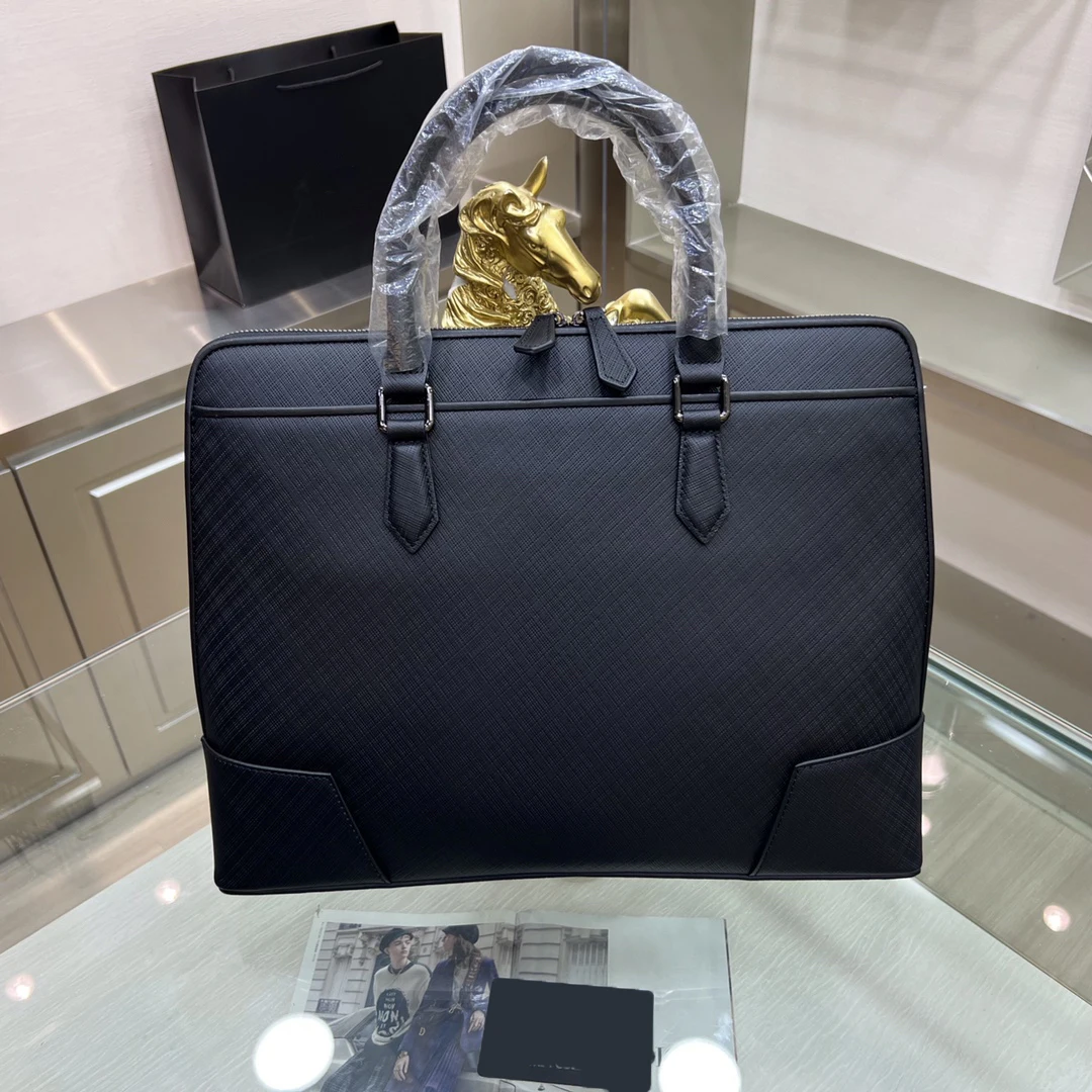 MB 7746-1 Роскошная мужская сумка Saffiano, модный портфель, сумка из воловьей кожи первого слоя, сообщение для больше фотографий
MB 7746-1 Роскошная мужская сумка Saffiano, модный портфель, сумка из воловьей кожи первого слоя, сообщение для больше фотографий