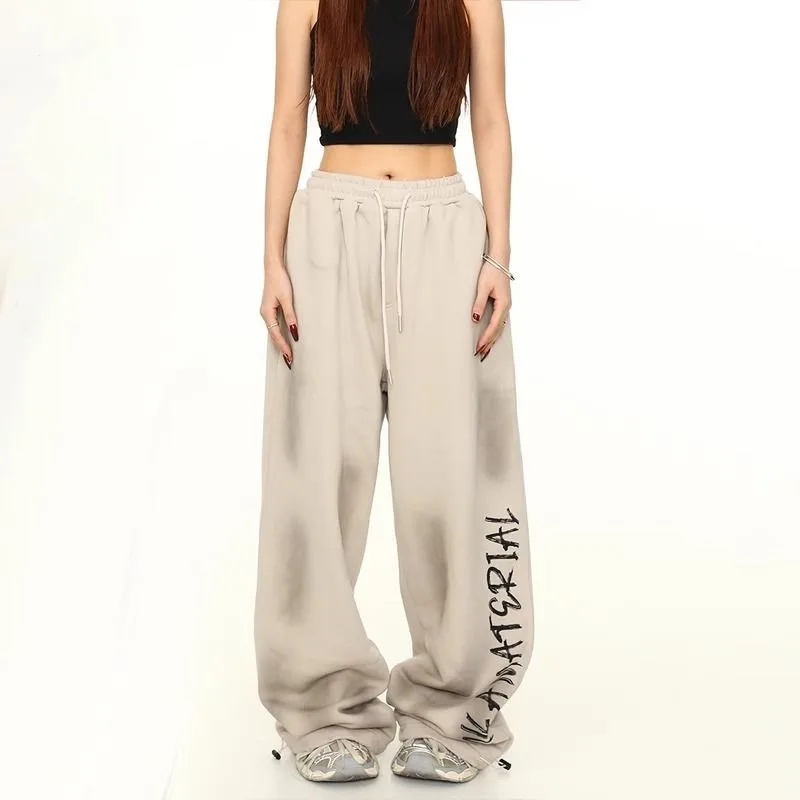 American Retro Lazy Style Loose Wide Leg Elastic Waist Casual Pants Graffiti Printed High Street Hip Hop Rock Couple Trousers
American Retro Lazy Style Loose Wide Leg Elastic Waist Casual Pants Graffiti Printed High Street Hip Hop Rock Couple Trousers