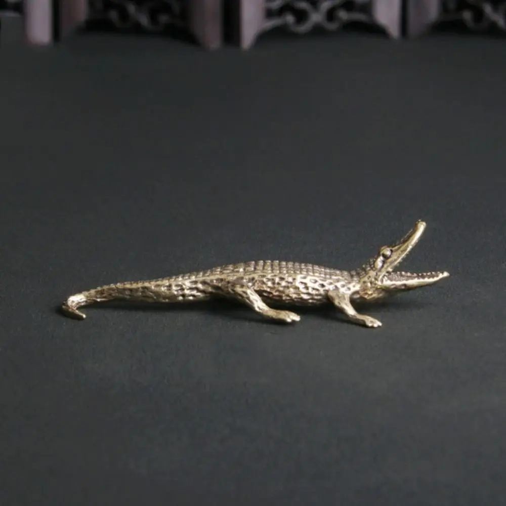 Vivid Mini Holiday Crafts Collection Desk Decorations Mininature Figurines Crocodile Statues Animal Crafts Tea Pet
Vivid Mini Holiday Crafts Collection Desk Decorations Mininature Figurines Crocodile Statues Animal Crafts Tea Pet