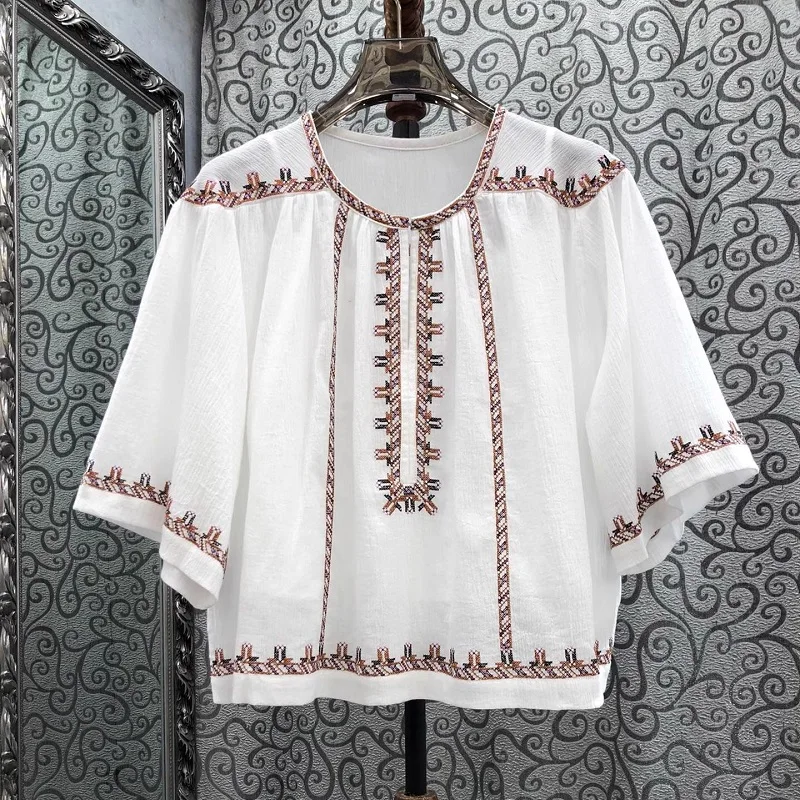 100%Cotton Blouses Shirt 2025 Summer Fashion Women Vintage National Embroidery Patterns Short Sleeve Elegant Black White Tops
100%Cotton Blouses Shirt 2025 Summer Fashion Women Vintage National Embroidery Patterns Short Sleeve Elegant Black White Tops