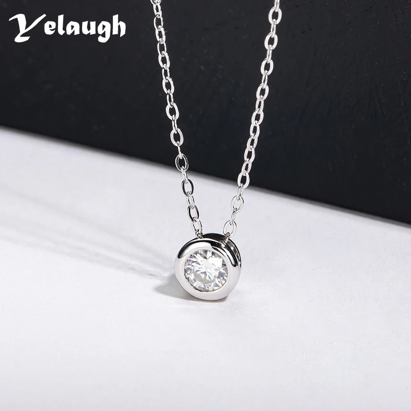 Yelaugh 4mm Round 0.3ct D Color Moissanite Pendant Necklace for Women 925 Sterling Silver 18K Gold Plated Chain Necklace 45CM
Yelaugh 4mm Round 0.3ct D Color Moissanite Pendant Necklace for Women 925 Sterling Silver 18K Gold Plated Chain Necklace 45CM