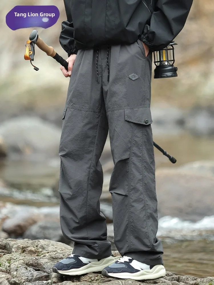 Свободная прямая уличная рабочая одежда, повседневные брюки, мужские осенние новые зауженные брюки, серия Mountain, мягкий удобный нейлон
Свободная прямая уличная рабочая одежда, повседневные брюки, мужские осенние новые зауженные брюки, серия Mountain, мягкий удобный нейлон