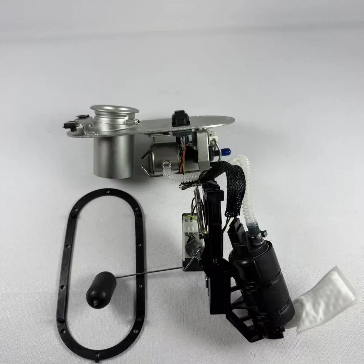 Топливный насос FPF в сборе для Davidson Electra Glide 06-07, замена, артикул 75126-06A, запчасть для мотоцикла 75126-06
Топливный насос FPF в сборе для Davidson Electra Glide 06-07, замена, артикул 75126-06A, запчасть для мотоцикла 75126-06