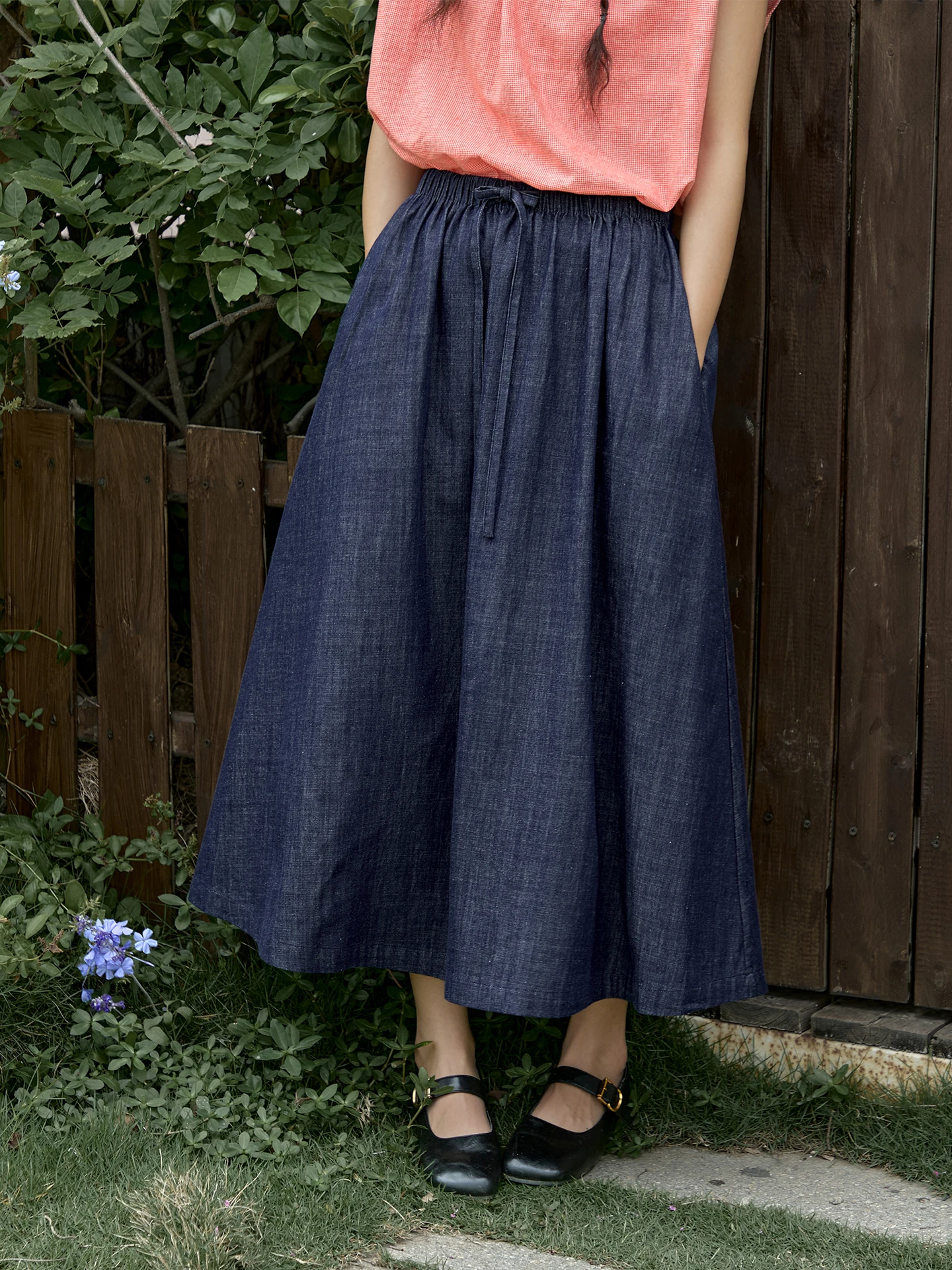 Casual Cotton Linen Denim Half Skirt with Drawstring Original Japanese Style for Women Summer Elastic Waist Slimming A-Line S...
Casual Cotton Linen Denim Half Skirt with Drawstring Original Japanese Style for Women Summer Elastic Waist Slimming A-Line S...